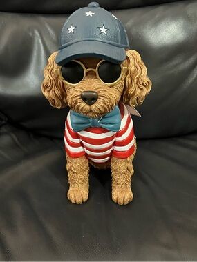 Patriotic Martha Stewart Dig Statue with Hat - Patriotic Dog Statue with Hat